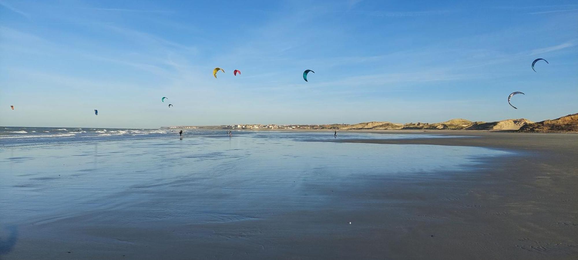 Le 246 - Duplex Face A La Pour 4 Personnes, Wifi, Tv Full Sat, Parking Apartment Wimereux